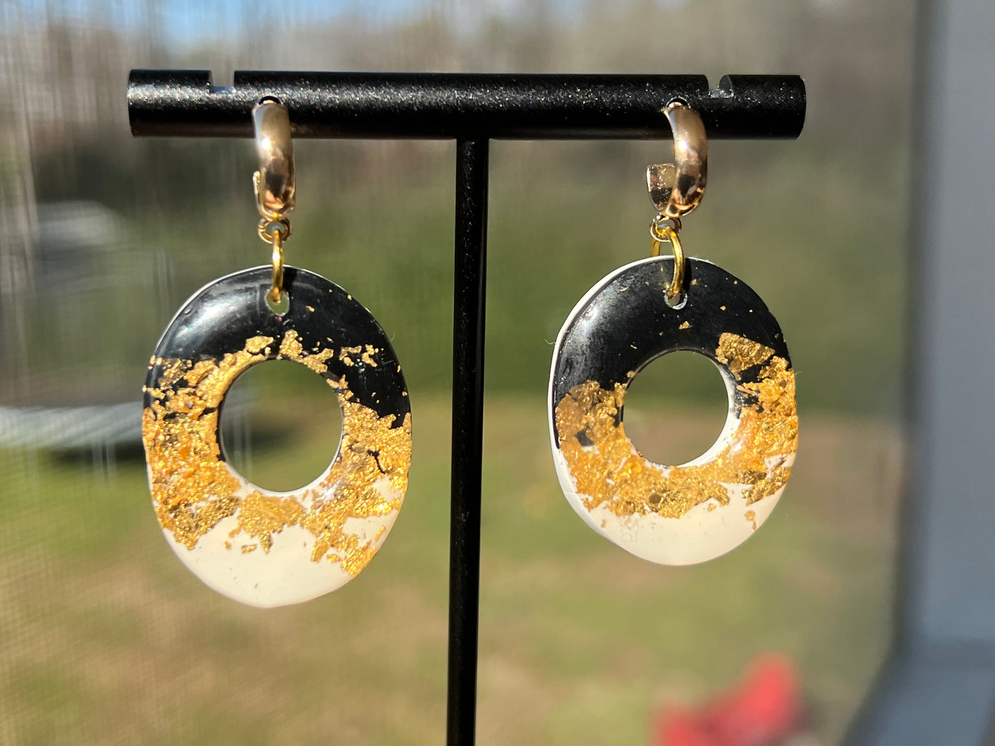 Open Oval Metallic Earrings