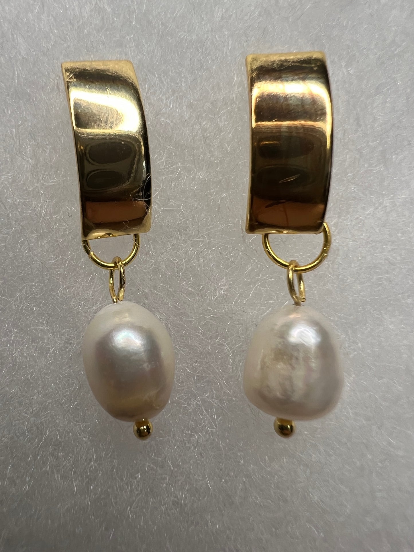 Freshwater Pearl Earrings